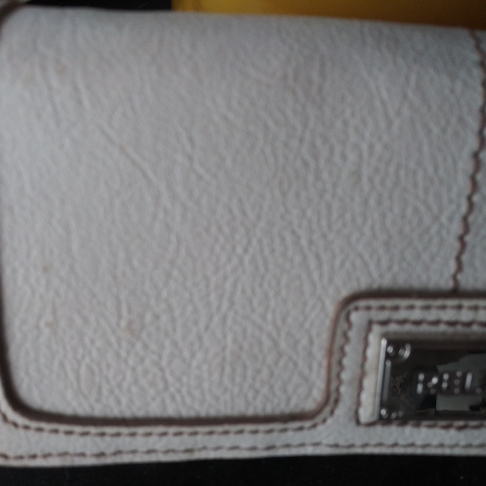NWT Relic wallet - Picture 5 of 6